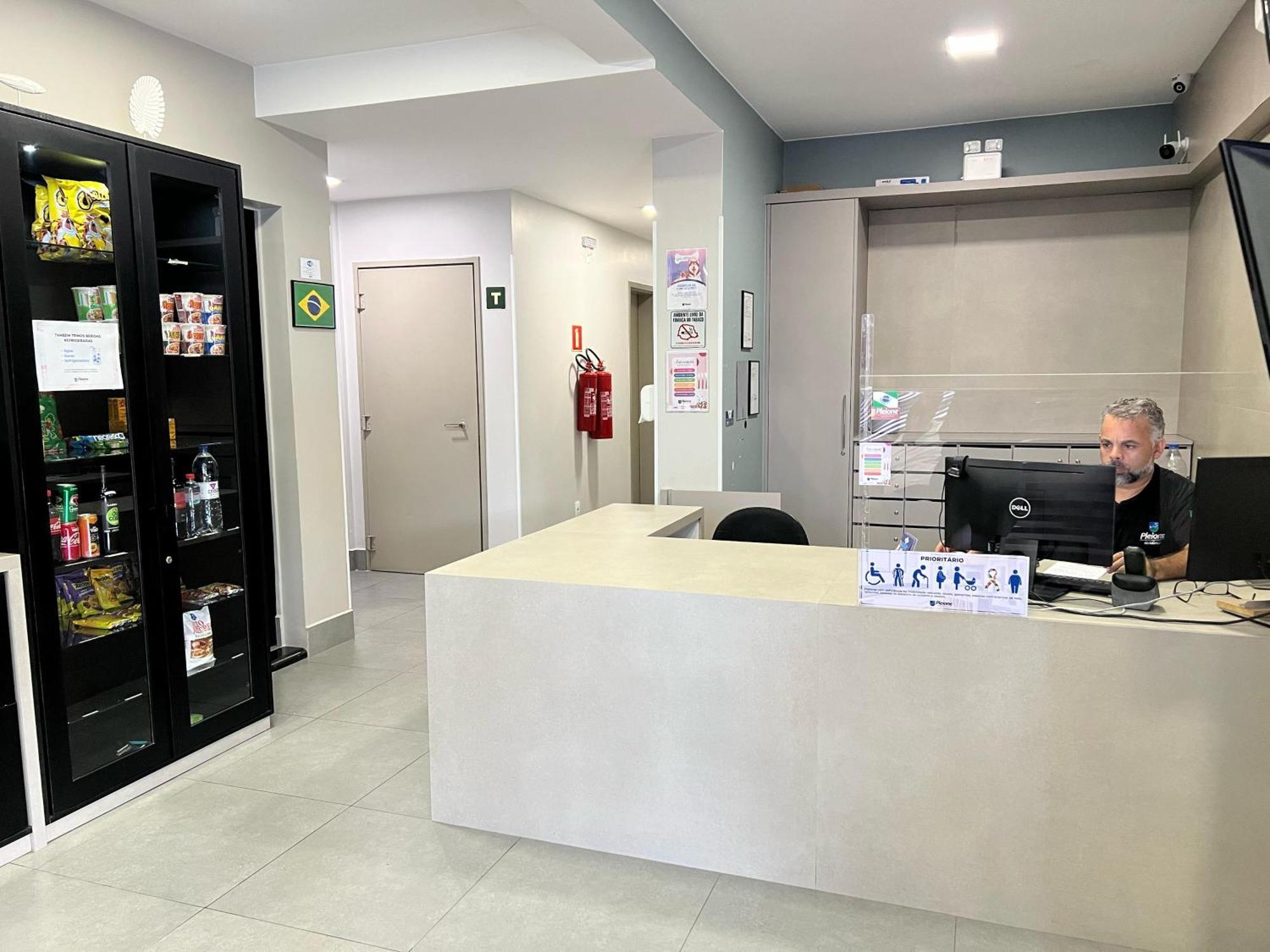 Pleione Flats Apartment กูรีตีบา ภายนอก รูปภาพ